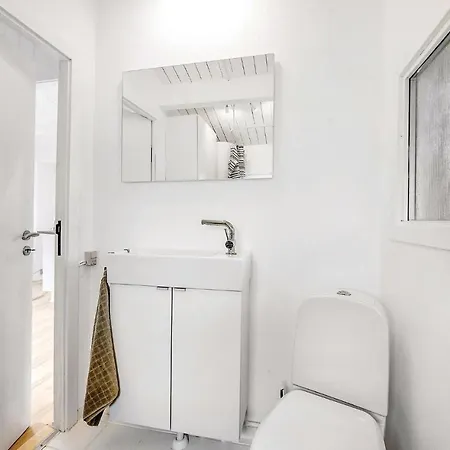 Two Bedroom Holiday In *
