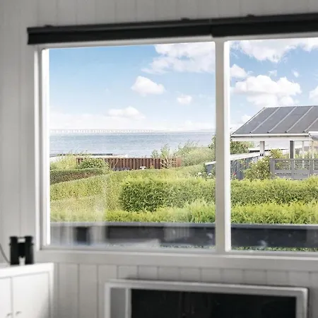 Two Bedroom Holiday In *